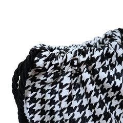 f6f6e8e9d3dfdf8abf060d554ce6a052