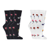 jsou zobrazeny dva páry ponožek. jeden pár je černý s barevnými květinovými vzory. druhý pár je bílý, také s různými barevnými květinovými vzory. každý pár má svéráznou estetiku inspirovanou přírodou.