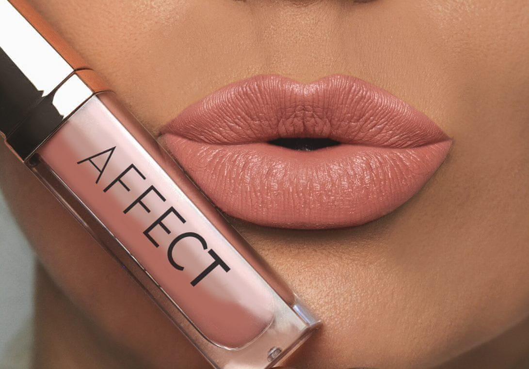Tekutá rtěnka - Ultra Sensual Liquid Lipstick PRO - Innocent Kiss